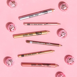 Collection Crayon Disco Multi-usage – trio de crayons nacrés Pop, Soul et Funk sur tissu rose