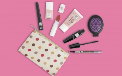 Les indispensables à avoir dans sa trousse de maquillage